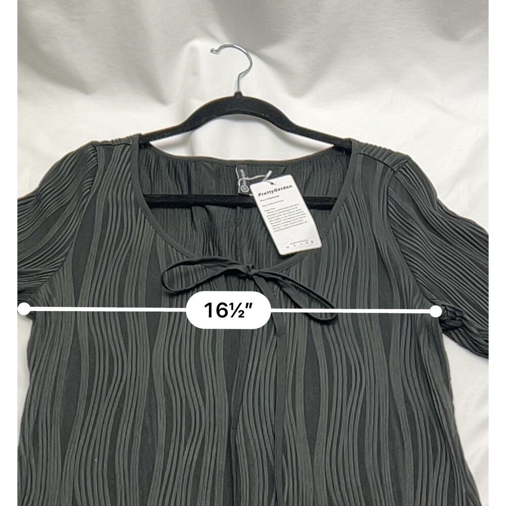 Pretty Garden Maxi Dress Size Large Black V Neck Textured Front Slit NWT - Picture 6 of 9